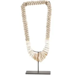 D33 schelp ketting ornament op voet