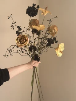 zijden bloem boeket zwart goud